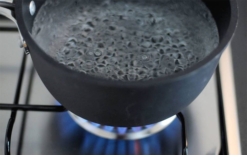 acqua alcalina fatta in casa